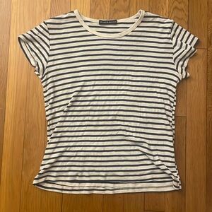 Brandy Melville cropped stripped tee
